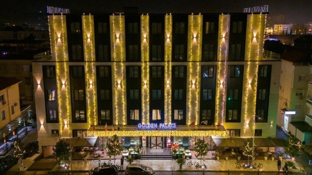 Отель Hotel Golden Palace 5*