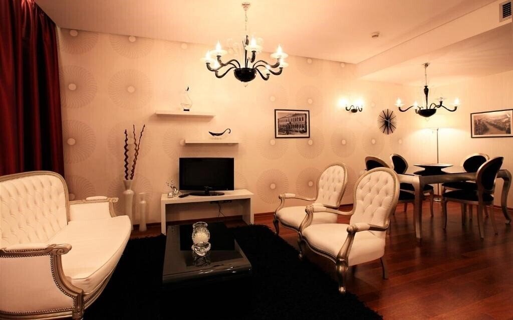 Вид Tirana International Hotel & Conference Centre 4*