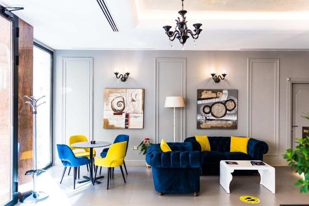 Апартаменты Golden City 4*