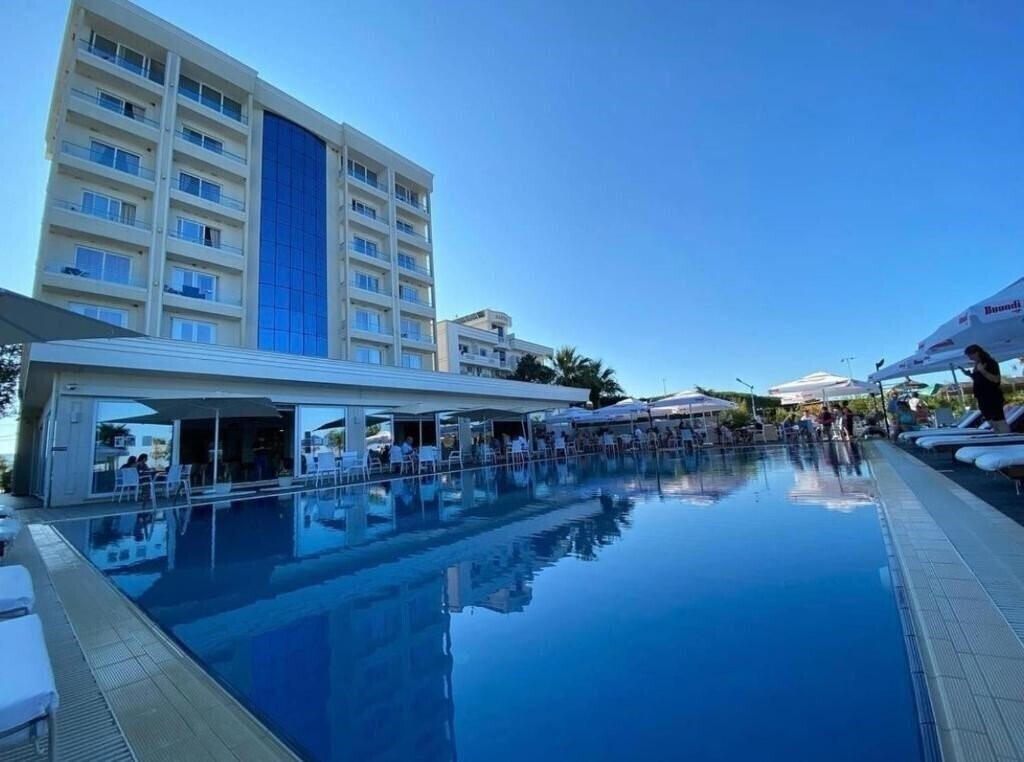 Отель Blumare Resort 4*
