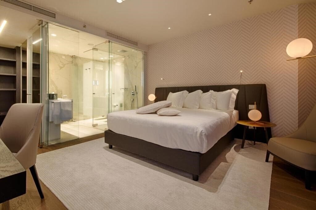 Фотографія Plaza Tirana 5*