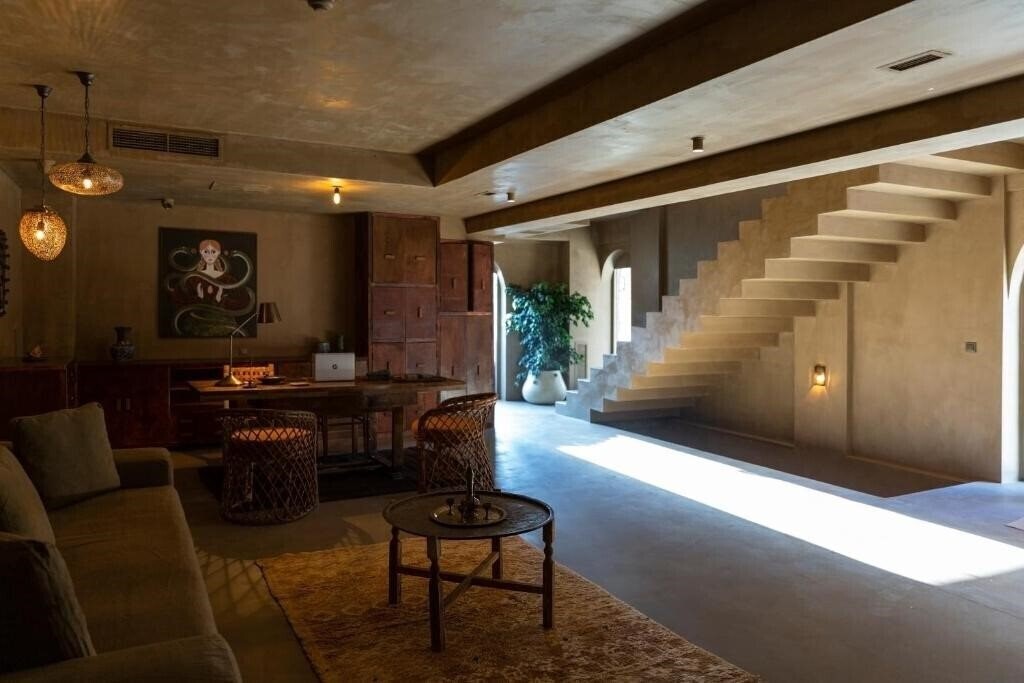 Территория Life Gallery Hotel 4*