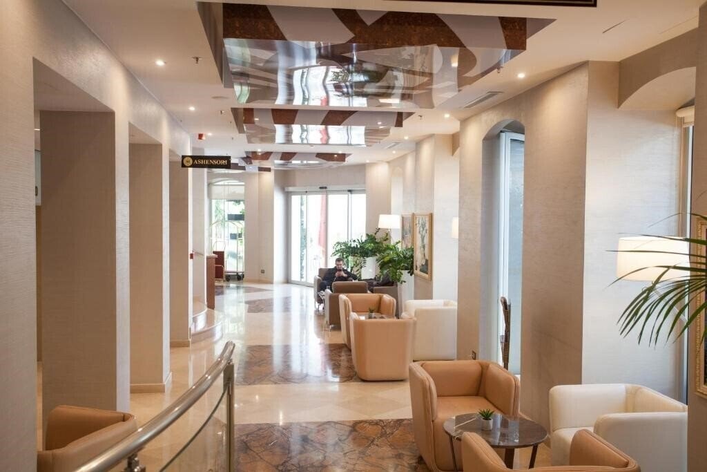 Панорама Hotel Colosseo 4*