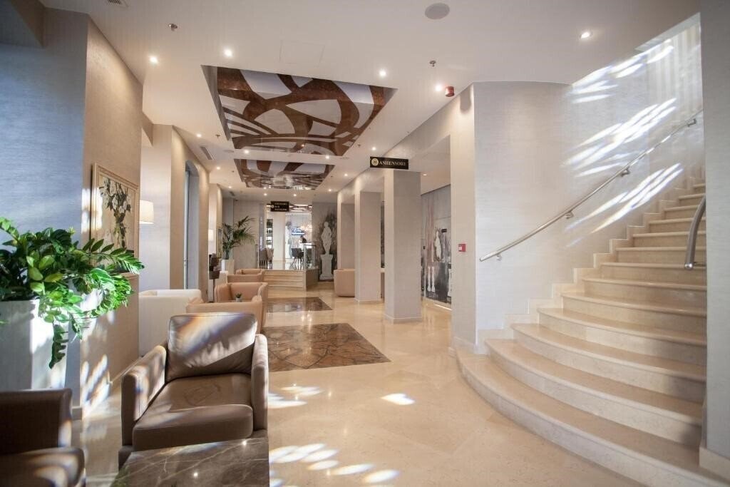 Апартаменты Hotel Colosseo 4*