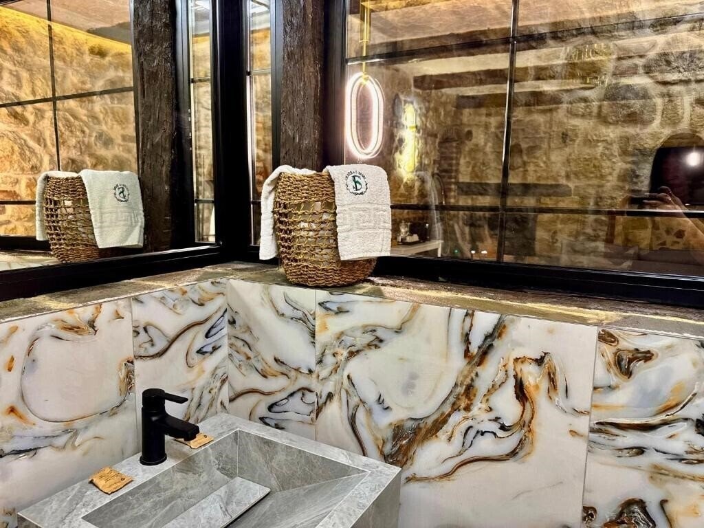 Панорама Chateau Fasel 3*