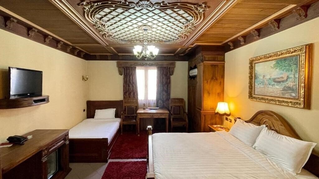 Апартаменти Brilant Antik Hotel 4*