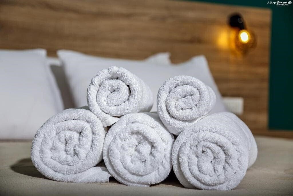 Территория Arc Hotel Tirana 3*