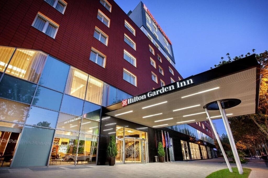 Фото Hilton Garden Inn Tirana 4*