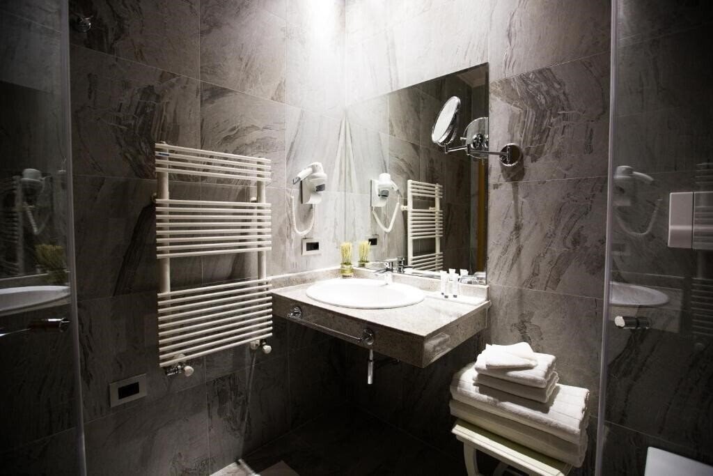 Апартаменты Classic Hotel (ex. Hotel Classic Tirana) 3*