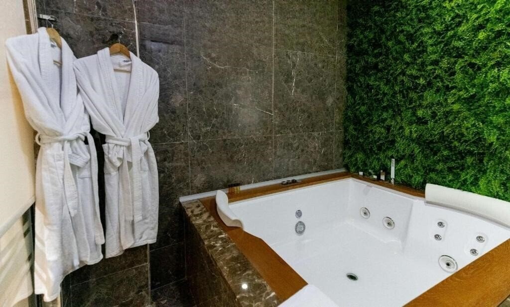 Апартаменты Best Western Premier Ark Hotel 4*