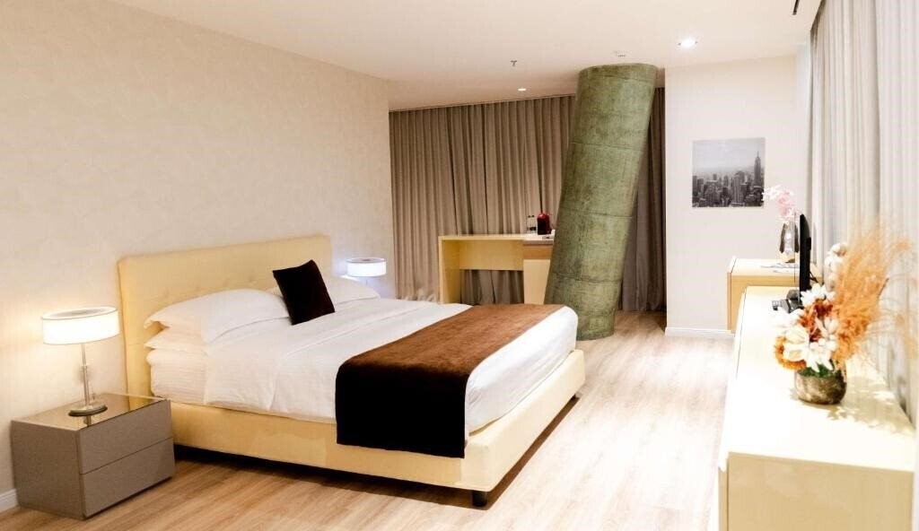 Панорама Best Western Premier Ark Hotel 4*