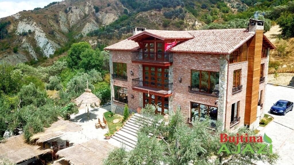 Отель Bujtina Ajazi 5*