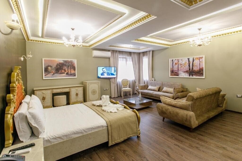 Апартаменты Elite Palace 3*