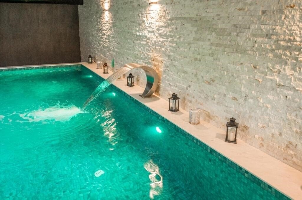 Территория Vh Eurostar Tirana Hotel Congress & SPA 4*