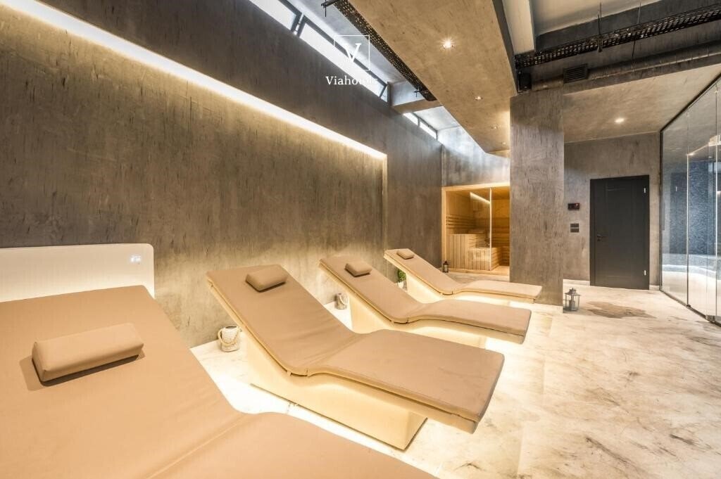 Апартаменты Vh Eurostar Tirana Hotel Congress & SPA 4*