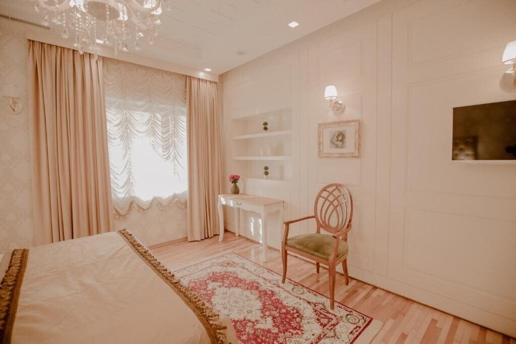 Територія Green House Hotel & Restaurant (ex. Green House) 4*