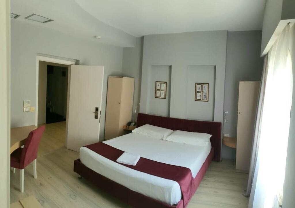 Панорама Theranda Hotel 4*