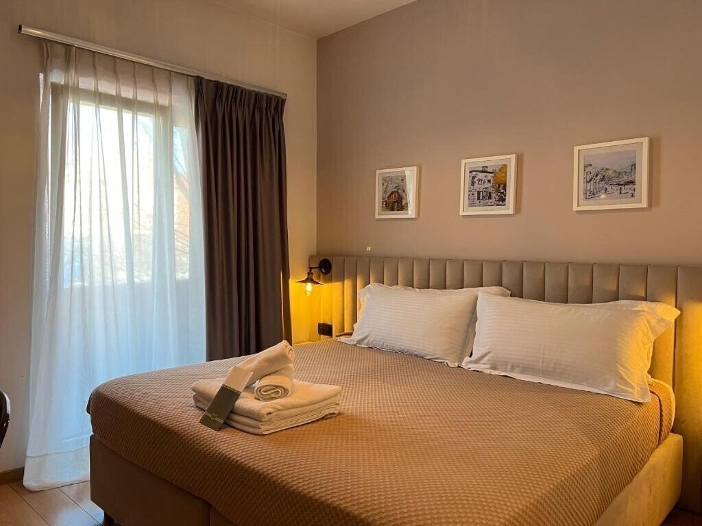 Панорама Oda Hotel Tirana 3*