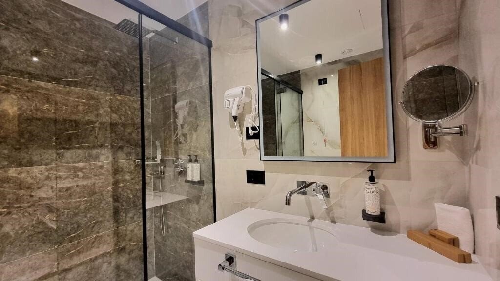 Вид Sibb Hotel 3*