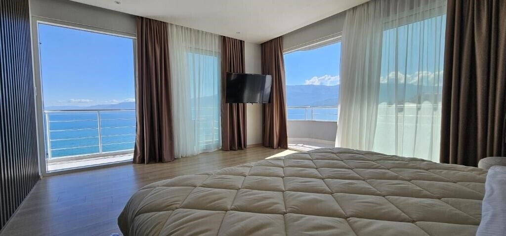 Апартаменти Hotel Enkelana (ex. Enkelana, Enkelana Hotel) 3*