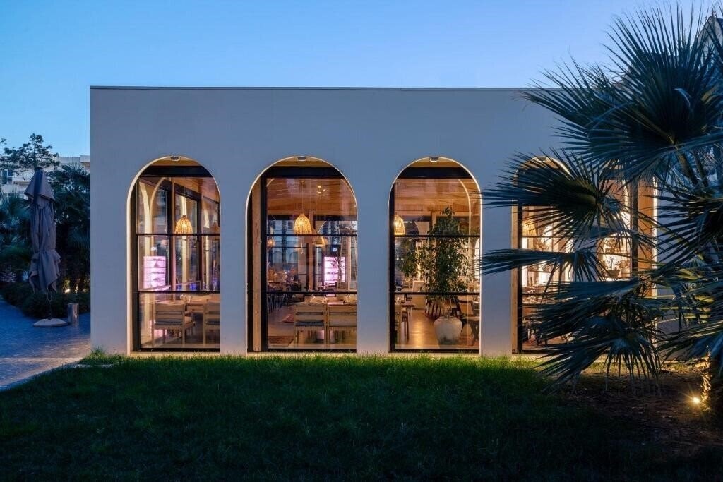 Изображение Flower Hotels & Resorts 4*