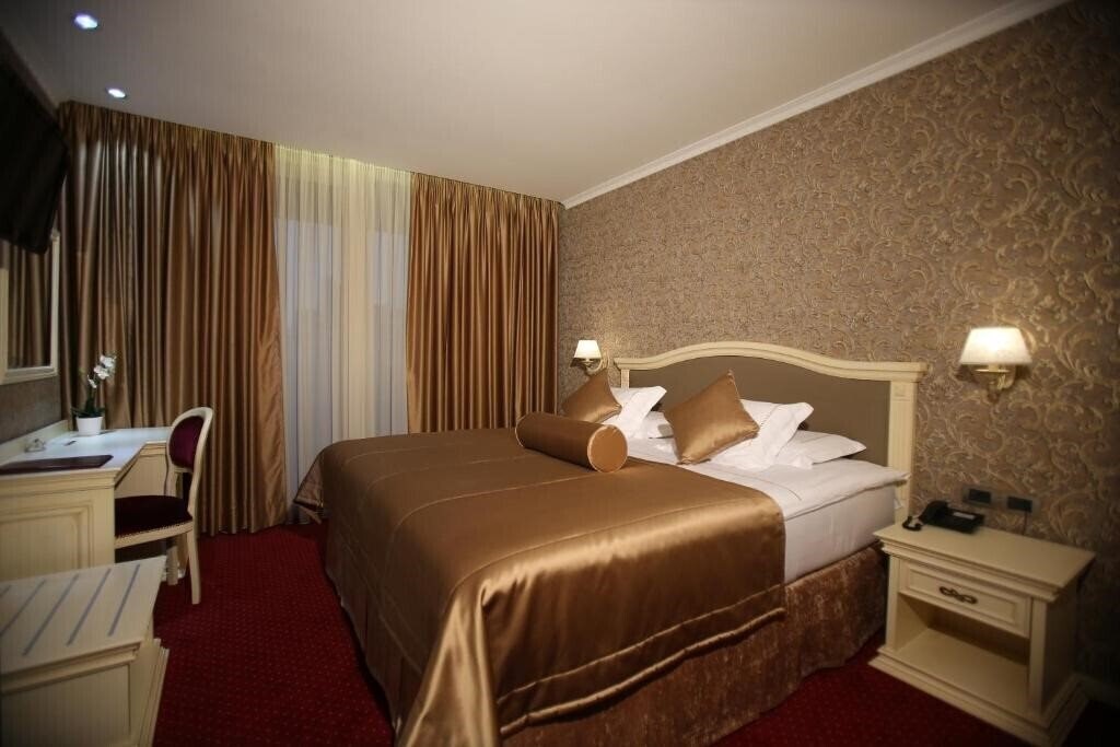 Готель Grand Hotel & SPA Tirana (ex. Grand Hotel Tirana) 4*