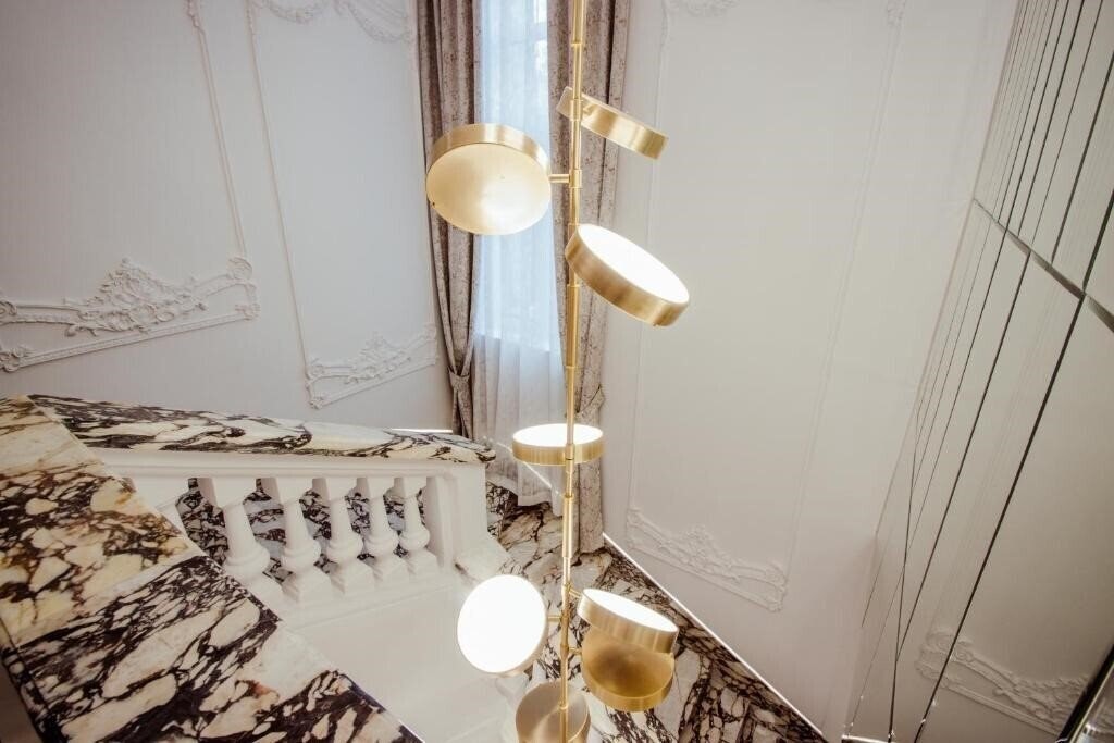 Апартаменты The Crown Hotel Boutique & SPA 4*