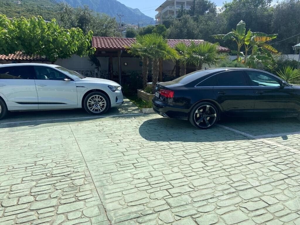 Апартаменты Yard Paradise Hotel 3*