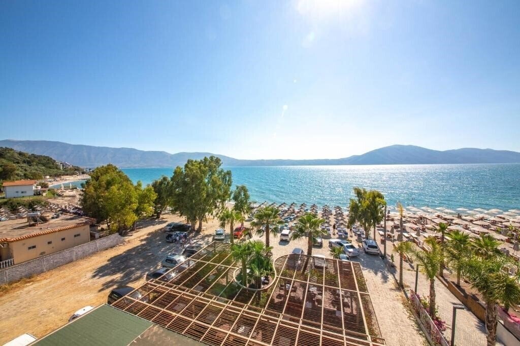 Територія Hotel Royal 3*