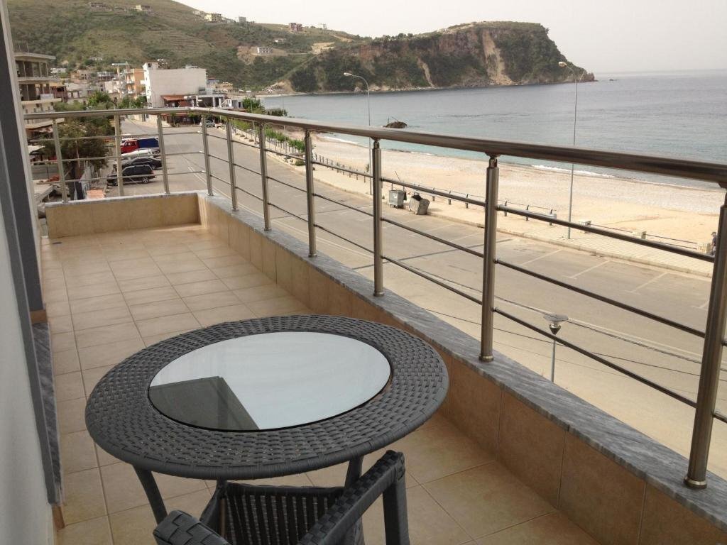 Картинка Rondos 3*