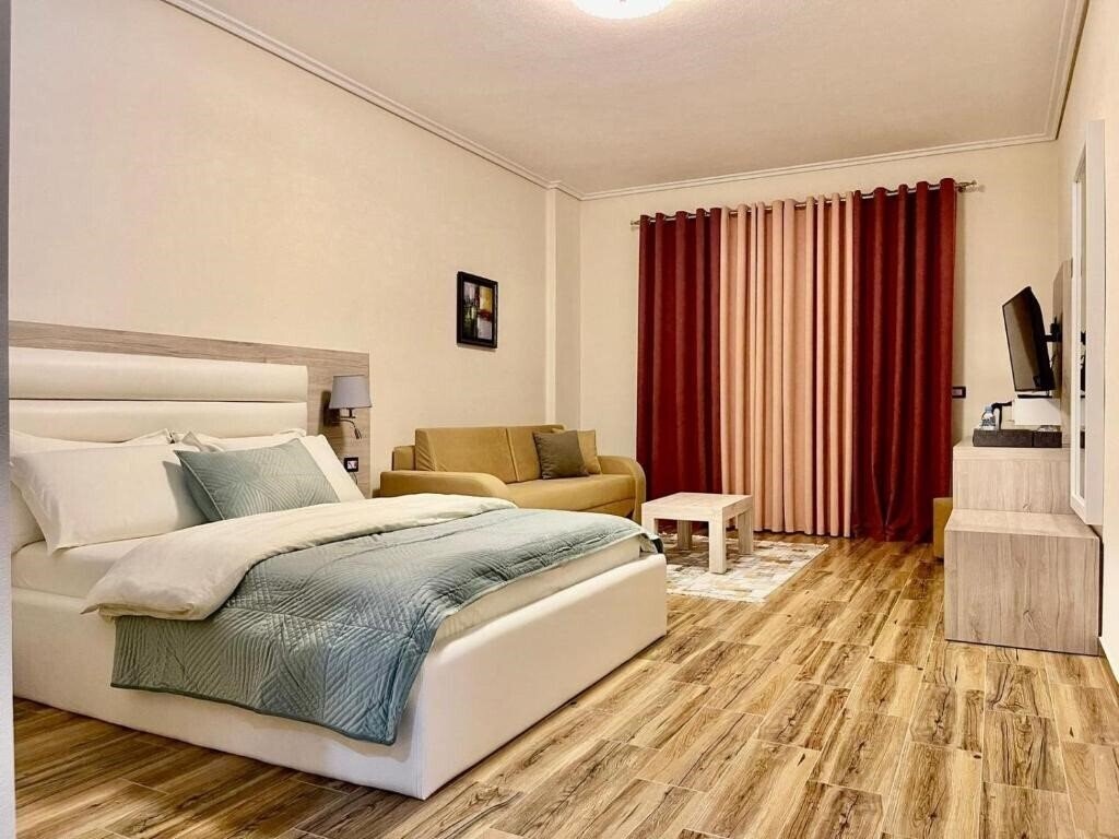 Территория Rolex 4*