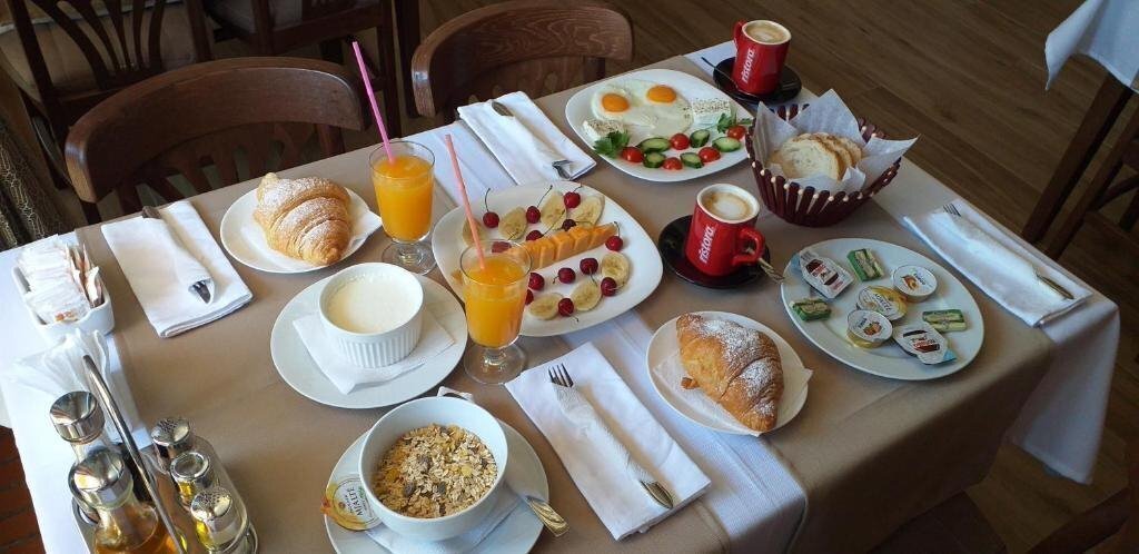 Панорама Hotel 4 Stinet 3*