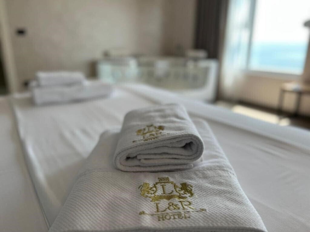 Картинка Hotel Leon's (ex. Hotel Leon, Hotel Leons) 3*