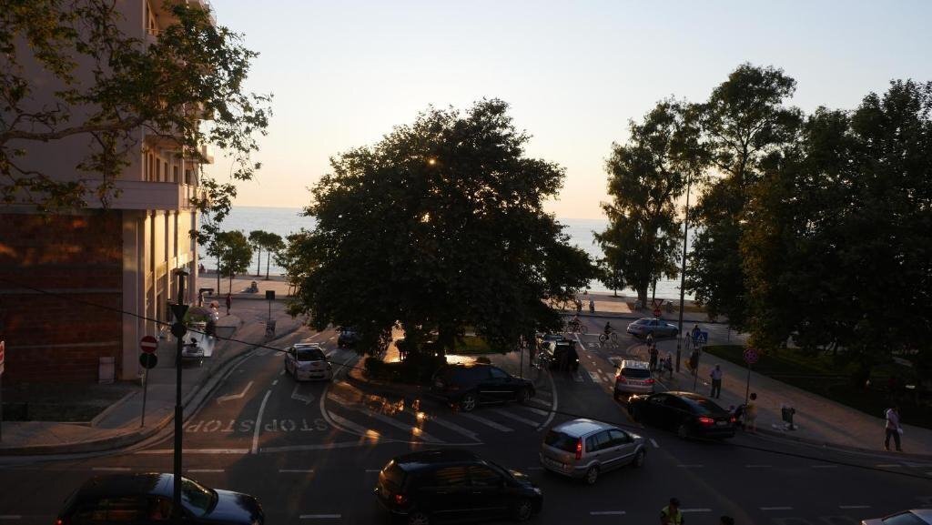 Территория H&M Hotel B&B (ex. Hotel H&M) 3*