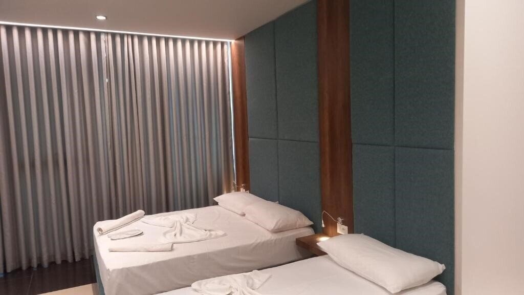 Вид Hotel Aglon 3*