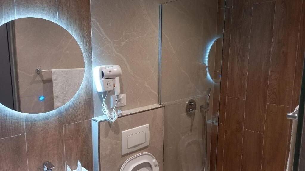 Панорама Hotel Aglon 3*