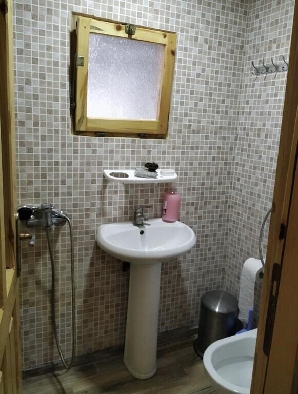 Вид Kompleksi Algedi апартаменты