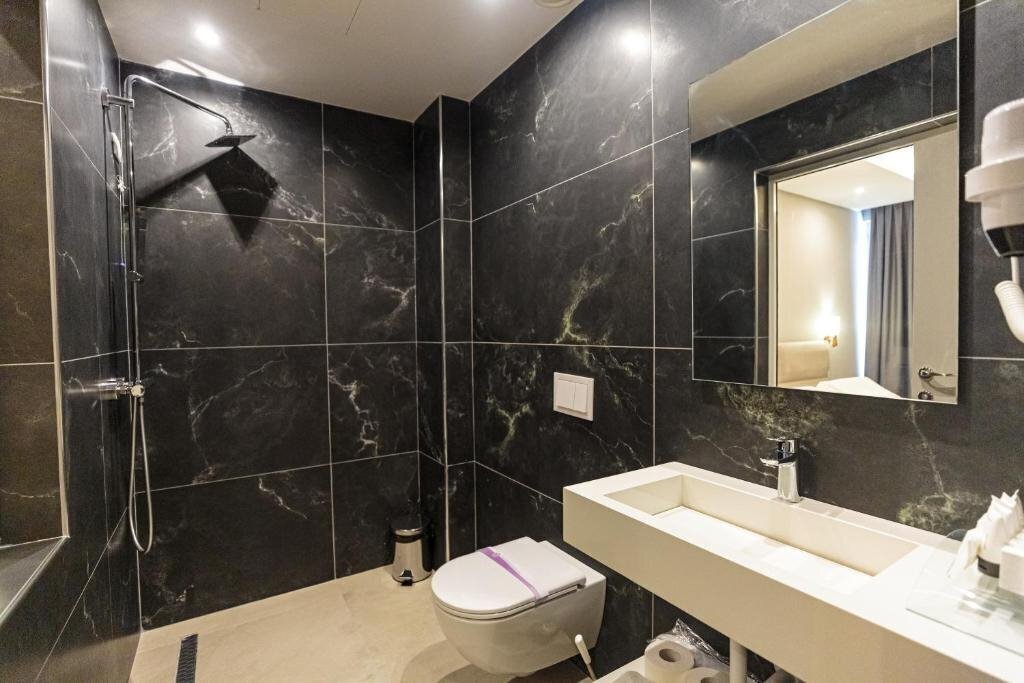 Территория Real Vlora 4*