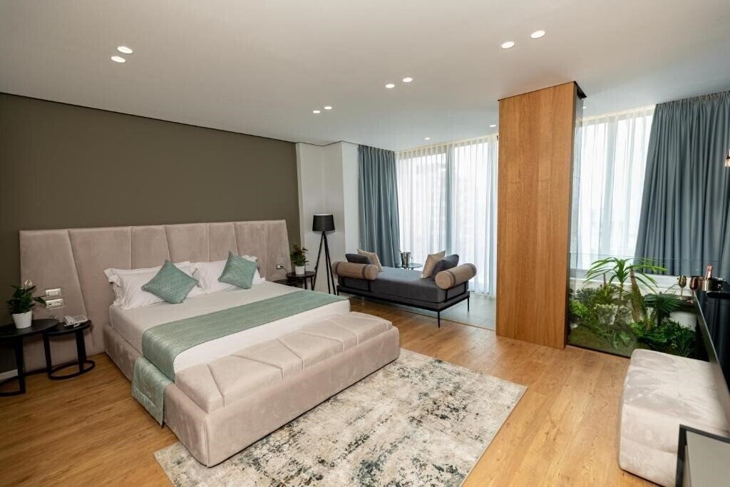 Панорама Ames Hotel & SPA 4*