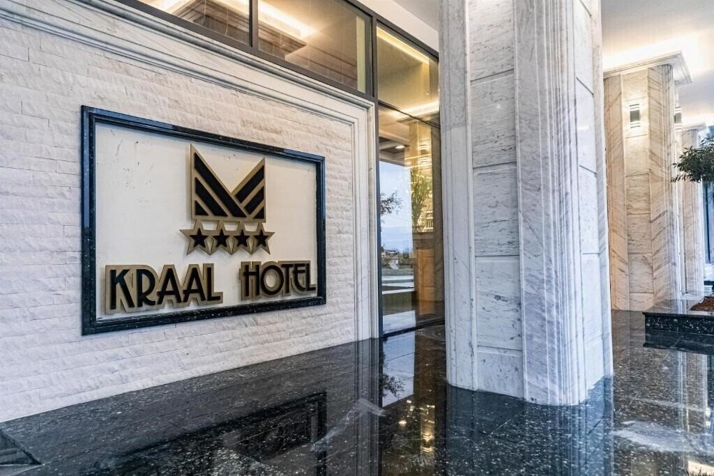 Панорама Kraal 4*