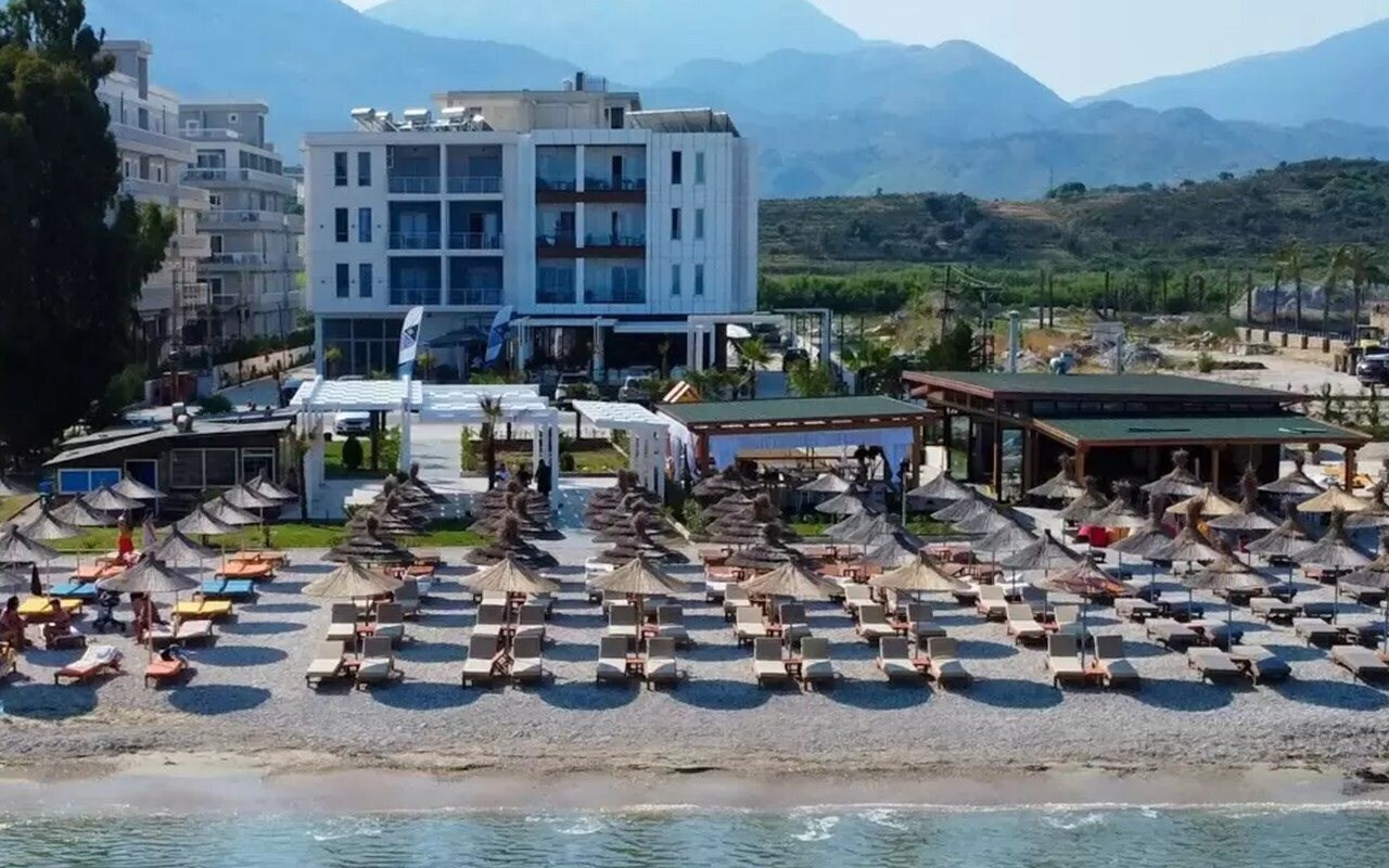 Готель D’Azur Coast Resort 5*