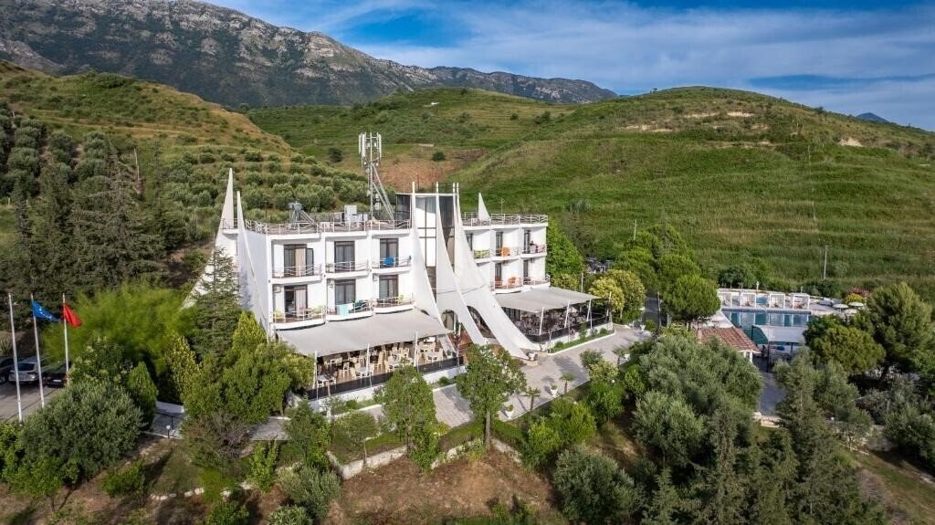 Готель Edva 3*