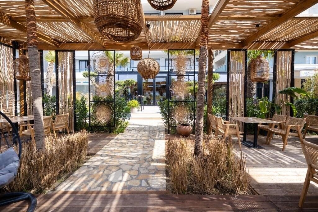 Изображение Sea & Sand Hotel (ex. Noar Terrace Hotel) 4*