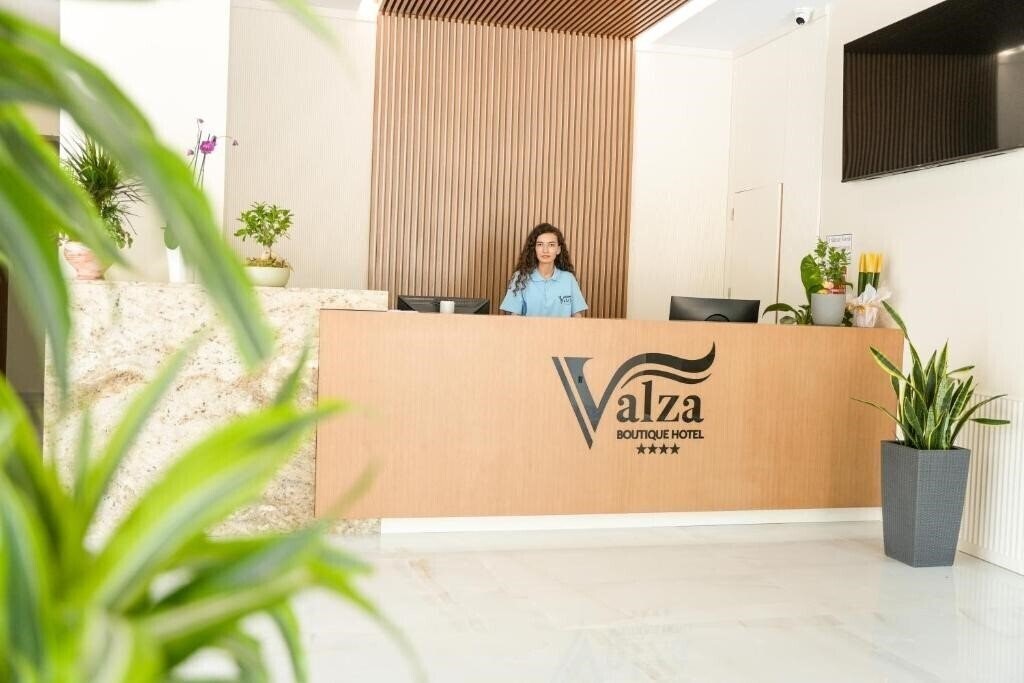 Панорама Valza Boutique Hotel 4*