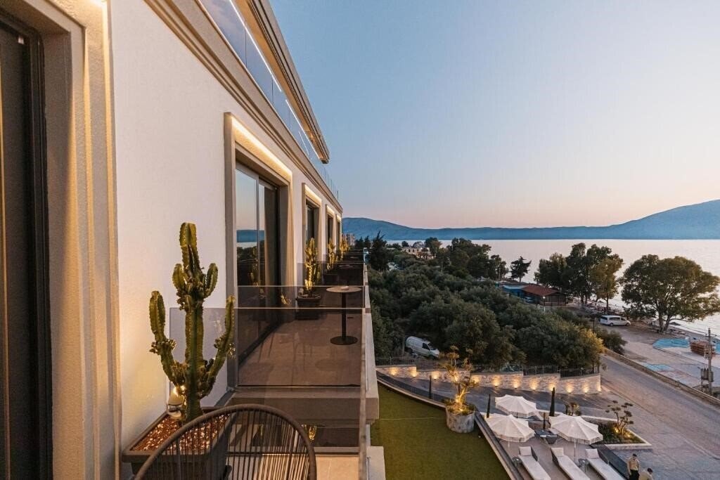 Отель Hotel Mazarine 4*