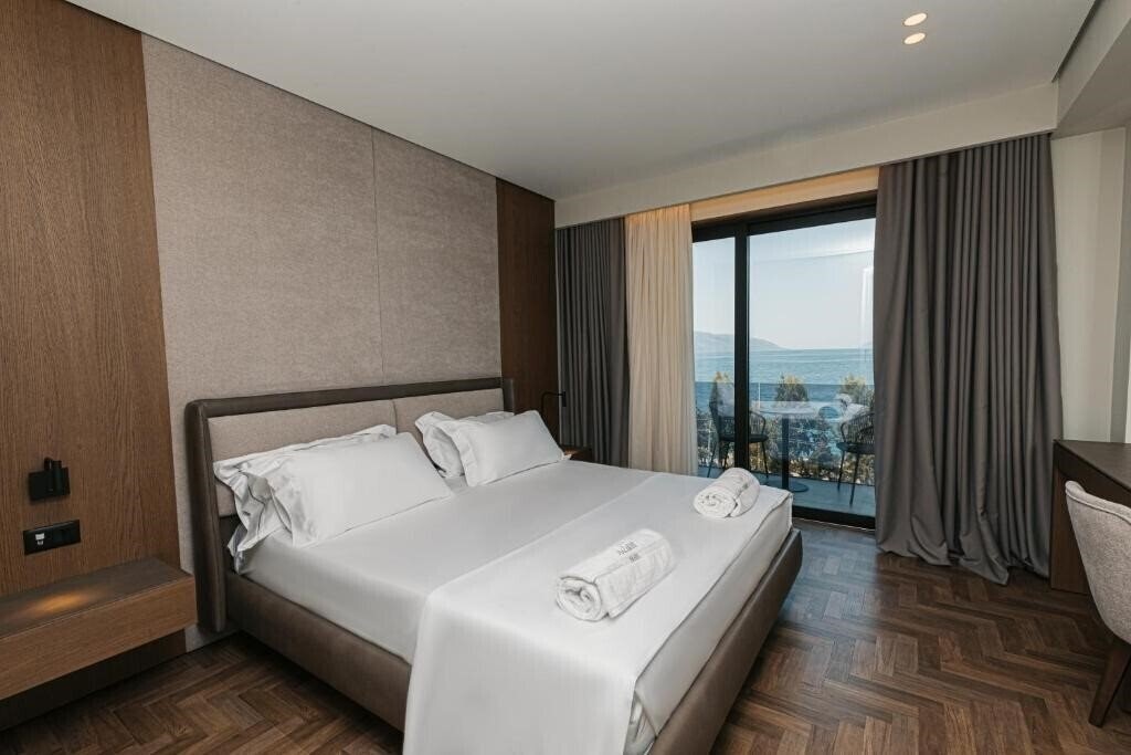 Панорама Hotel Mazarine 4*