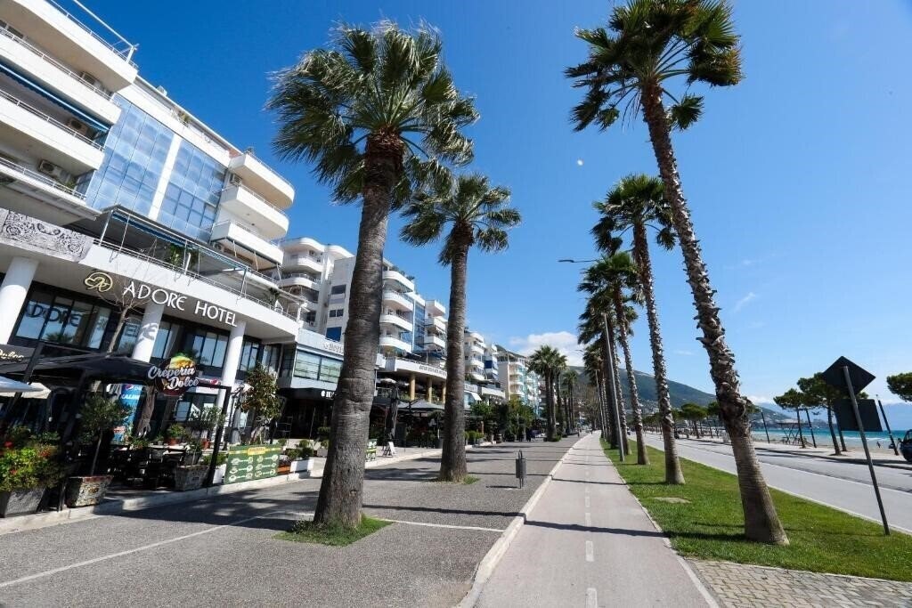 Отель Hotel Adore (ex. Ador Resort, Adore Hotel ) 4*