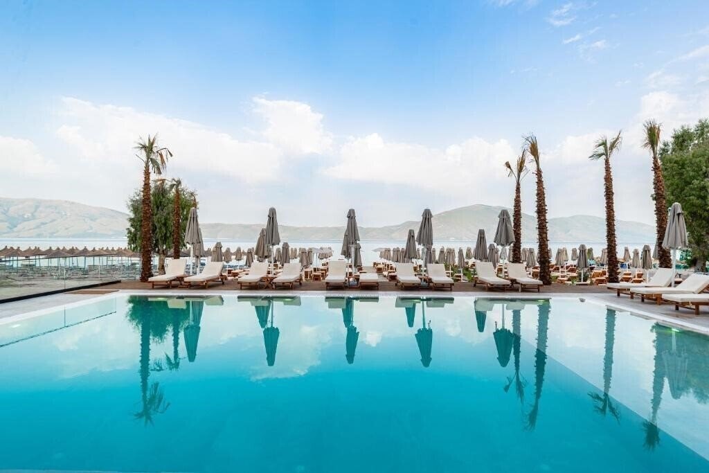 Апартаменты Morina Beach 4*