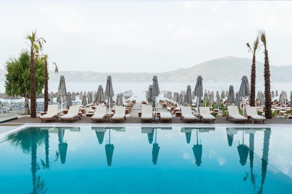 Отель Morina Beach 4*