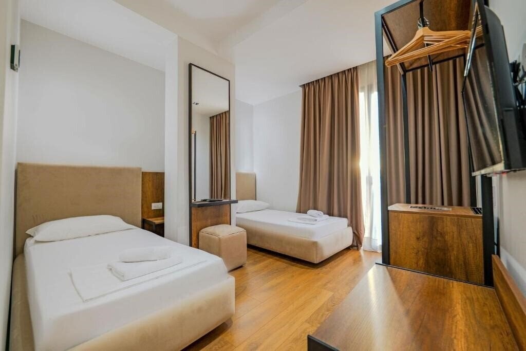 Апартаменты Central Hotel (ex. Hotel Central) 3*